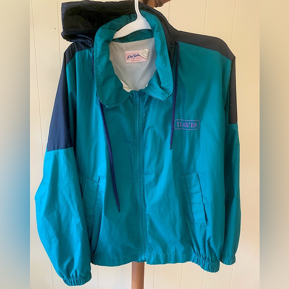 Vintage Four Seasons Windbreaker w/ Hoodie